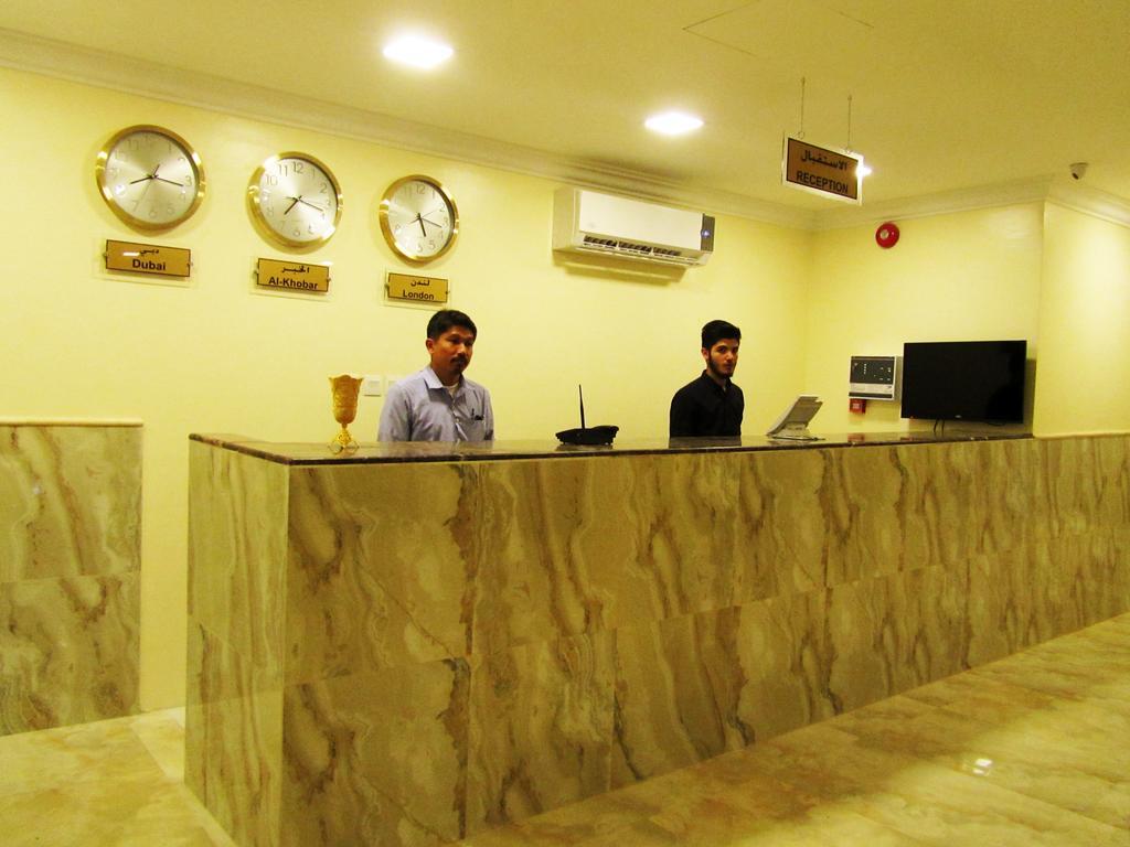 Jw Inn Hotel Nadinah Екстериор снимка