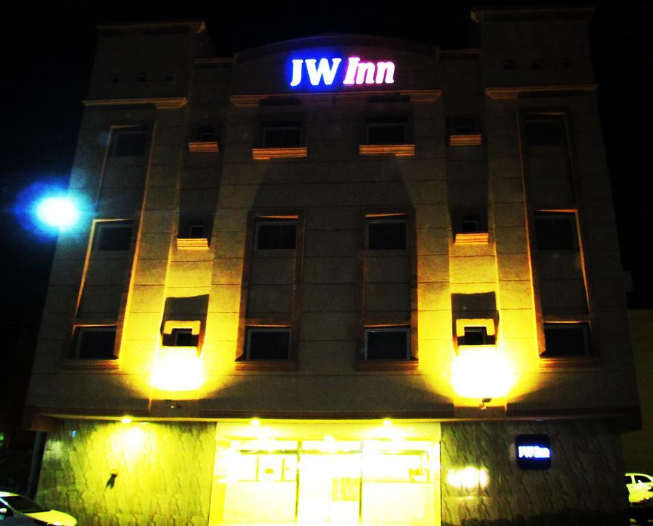 Jw Inn Hotel Nadinah Екстериор снимка