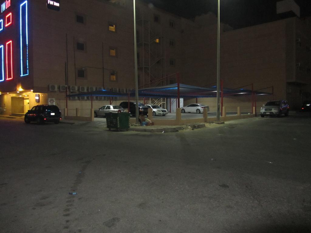 Jw Inn Hotel Nadinah Екстериор снимка